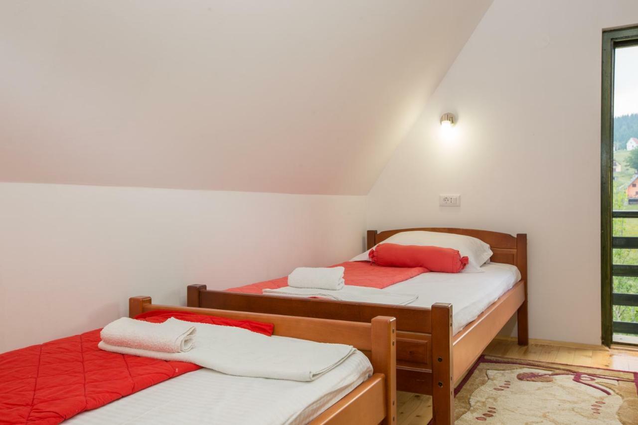 Guest House Sky Blue Zabljak  Bagian luar foto