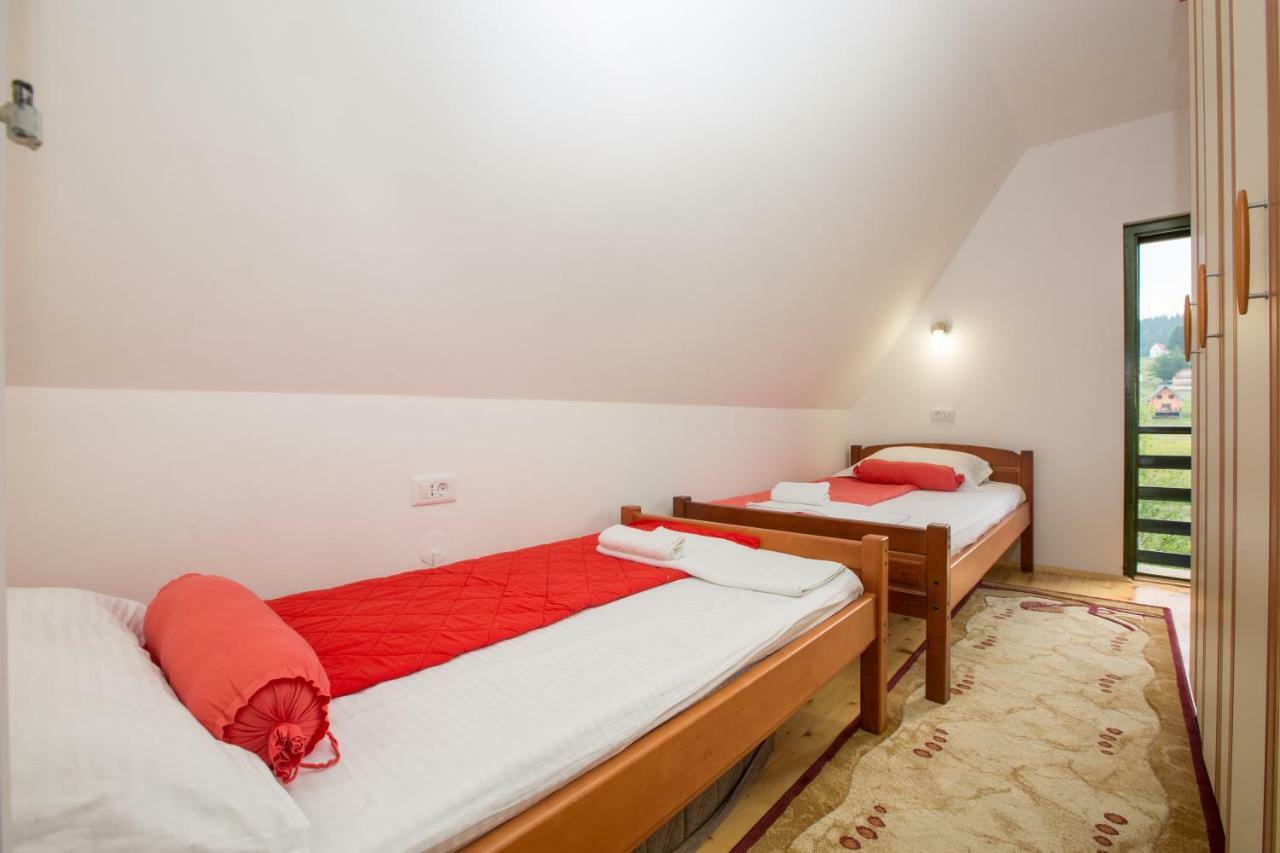 Guest House Sky Blue Zabljak  Bagian luar foto