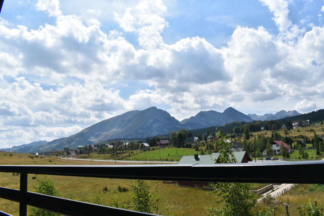 Guest House Sky Blue Zabljak  Bagian luar foto